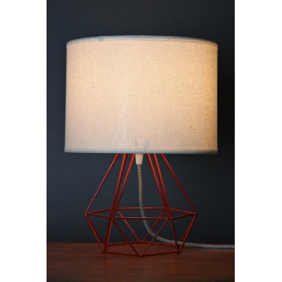 Empirical Style Table Light Red