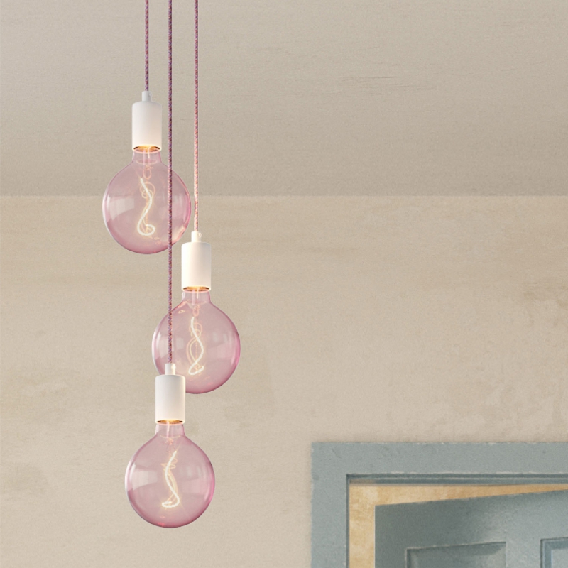 3-light multi-pendant lamp featuring fabric cable and metal finishes